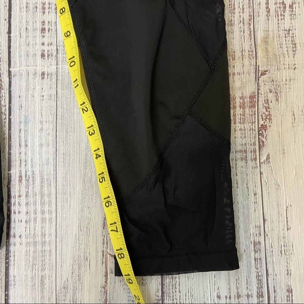 Athleta Sonar Capri with Mesh Cutouts. Size Small.  EUC - Picture 8 of 11